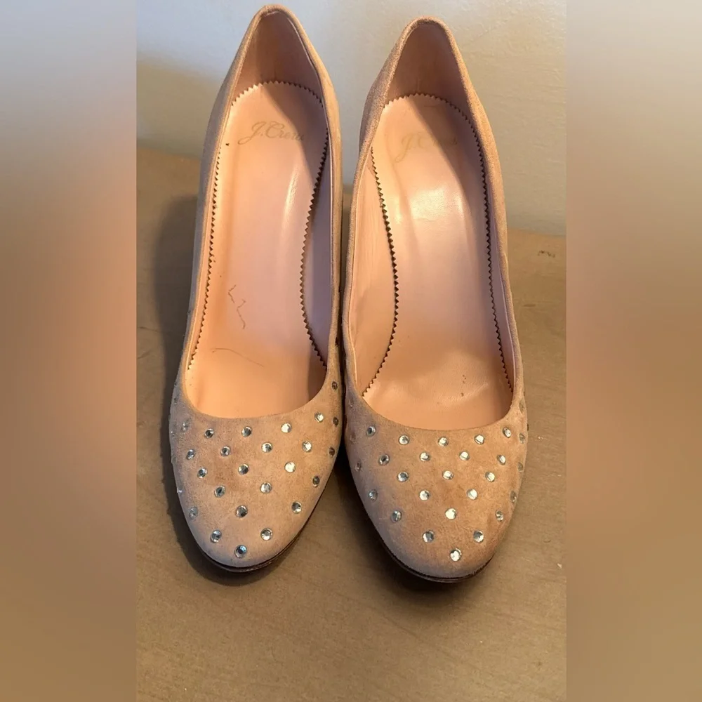 Elegant Tan Suede Heels with Studded Detail.